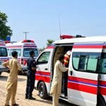 کندھ کوٹ: تیز رفتار مسافر کوچ الٹ گئی، 6 افراد جاں بحق، متعدد زخمی