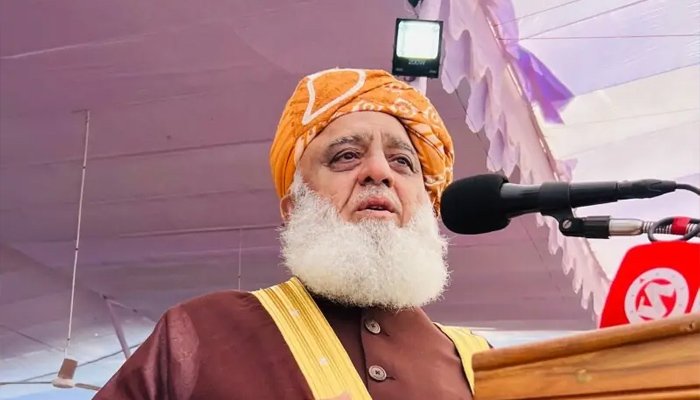 مولانا فضل الرحمان: صوبے بنانے کے مخالف نہیں، مگر وقت اور حالات کو بھی مدنظر رکھنا چاہیے