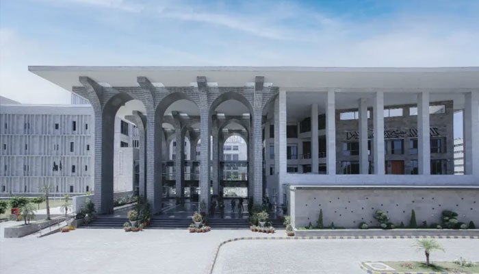 پی ٹی آئی کا 27 ستمبر احتجاج، چیف جسٹس اسلام آباد ہائیکورٹ نے معاملے کو آئینی بحران قرار دے دیا