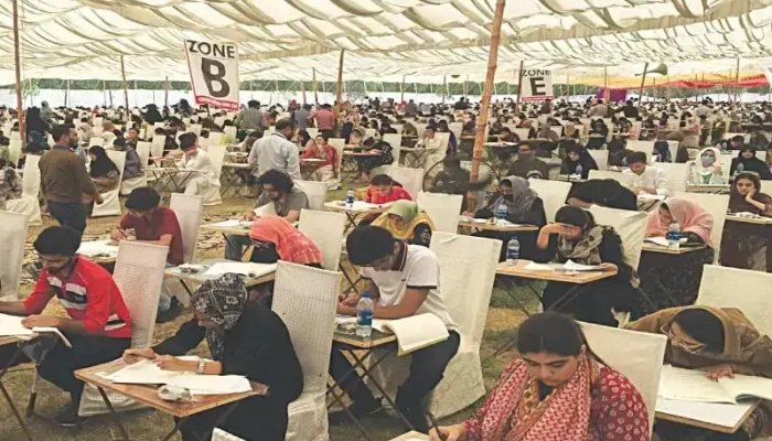 ایم ڈی کیٹ 2026 کا داخلہ امتحان جاری، ایک لاکھ 38 ہزار سے زائد امیدوار شریک