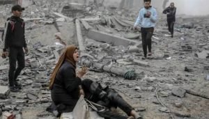 غزہ میں اسرائیلی کارروائیاں جاری، شہید فلسطینیوں کی&hellip;