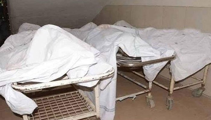 کراچی: فلیٹ سے ڈاکٹر، اہلیہ اور بچوں کی لاشیں ملنے کا معاملہ، پولیس نے فون ریکارڈ حاصل کرلیا