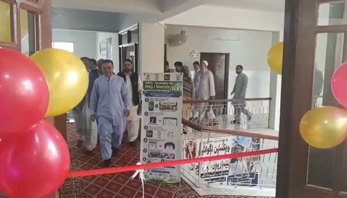 پشاور: عمرہ زائرین کیلئے سول سرجن آفس میں ویکسی نیشن سینٹر فعال