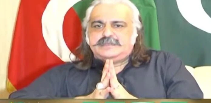 پی ٹی آئی حکومت کے خاتمے سے 10 روز قبل کس کی کال آئی؟ علی امین گنڈاپور نے بتا دیا