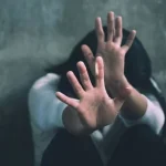 8 سالہ اسپیشل بچی کو اسکول لینے جانے کے دوران متعدد بار جنسی درندگی کرنے والا رکشہ ڈرائیور ہلاک